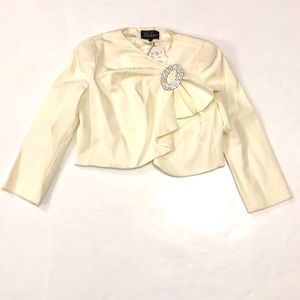 Luisa Spagnoli 40 Cream Bolero Jacket Crystal Brooch Rouched 3/4 Length Sleeve